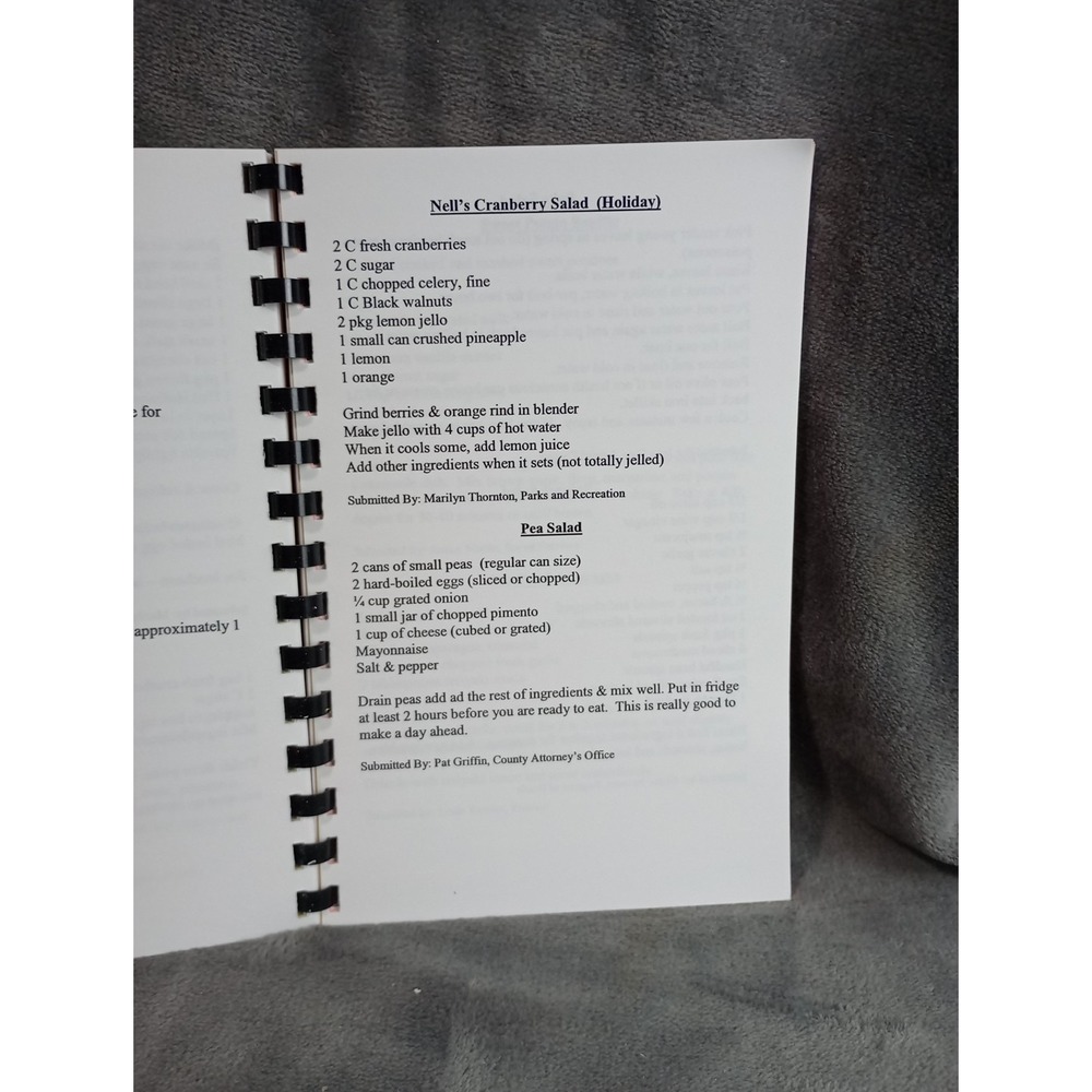 Forsyth County Employees Arts Council Cook Book Winston-Salem,‎ NC 2009 Local - Picture 5 of 11